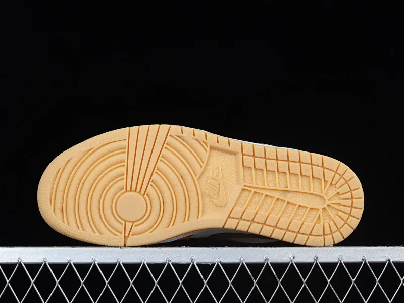 All categories Air Jordan Jordan series basketball shoes Air Jordan 1 Low G version pure original Air Jordan 1 Low "Light Curry" AJ1 Joe 1 Ugly Duckling low-top basketball shoes DH6931-102